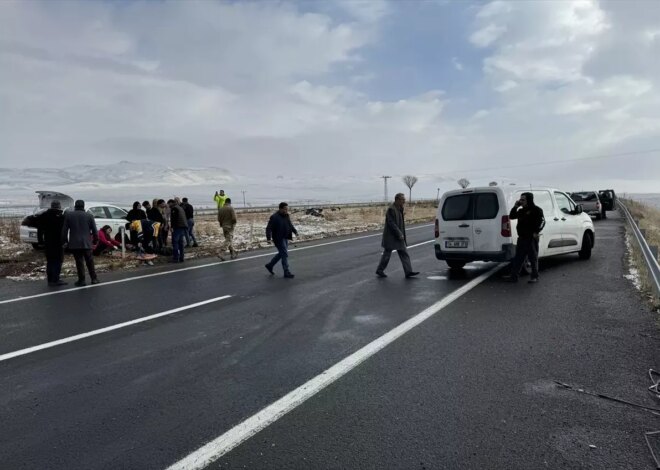 Ağrı’da 3 Farklı Trafik Kazasında 4 Kişi Yaralandı