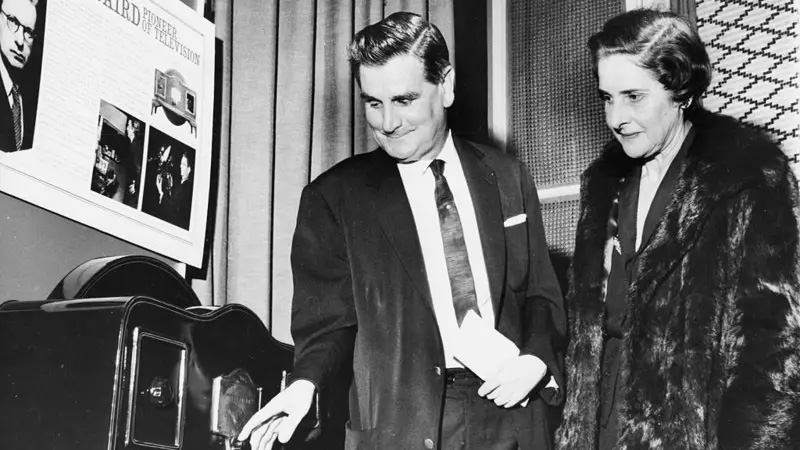 tarihte televizyona cikan ilk insan GdPeYG3W