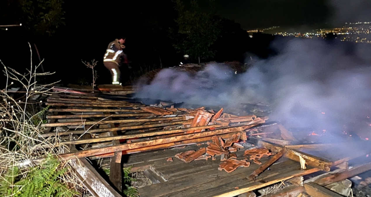 tarladaki baraka kule dondu mqZVOOJs